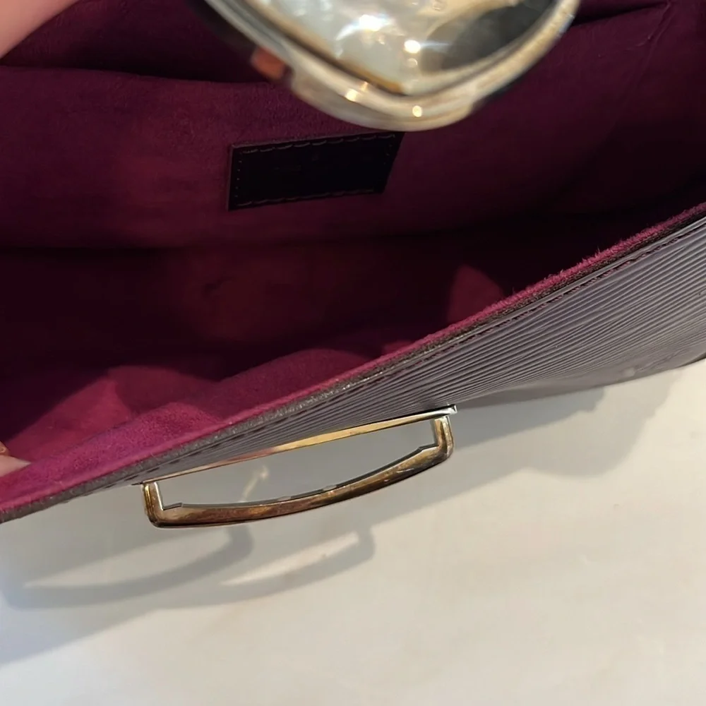Louis Vuitton Cassis Epi Leather Montaigne Clutch Bag!